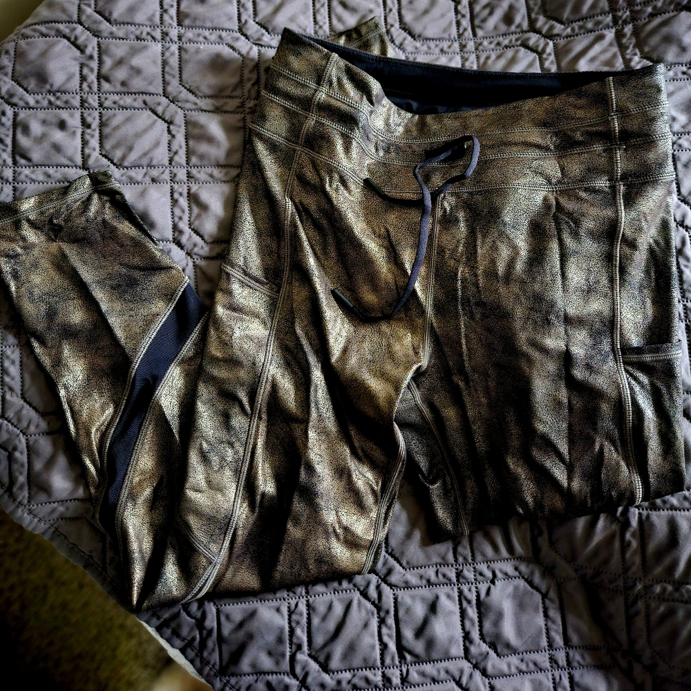 ZYIA Active Metallic Luxe Leggings 8-10